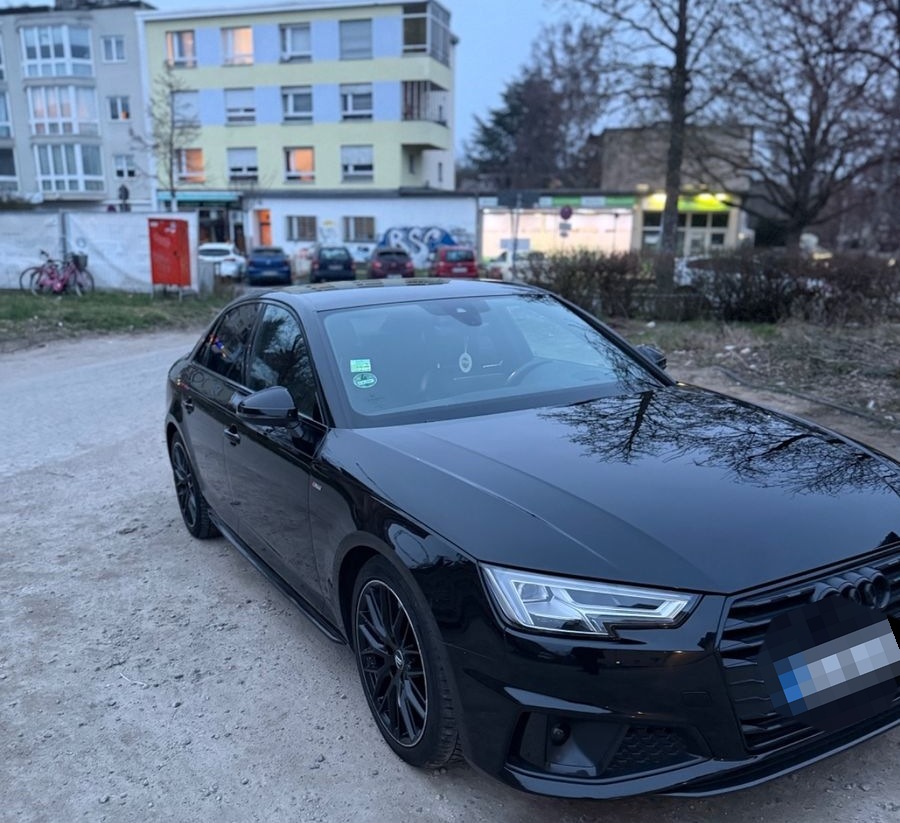Audi A4 2.0 TDI 140kW S tronic design design foto 2