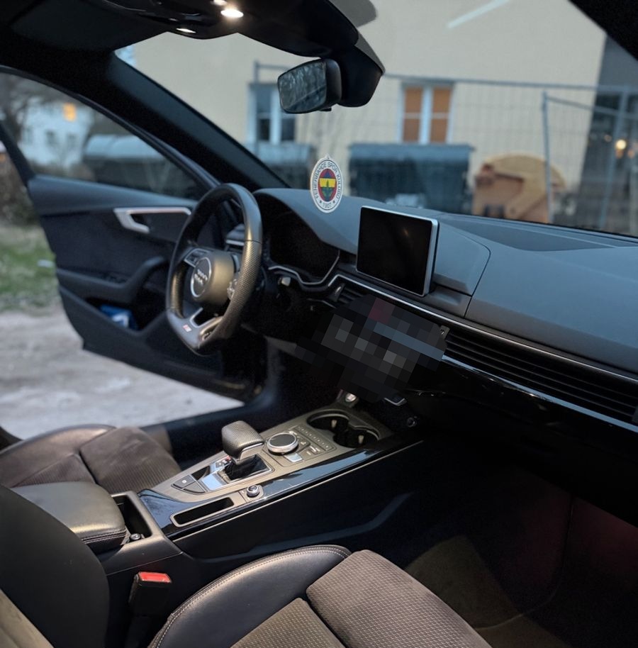 Audi A4 2.0 TDI 140kW S tronic design design foto 12