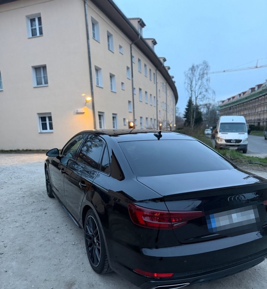 Audi A4 2.0 TDI 140kW S tronic design design foto 6