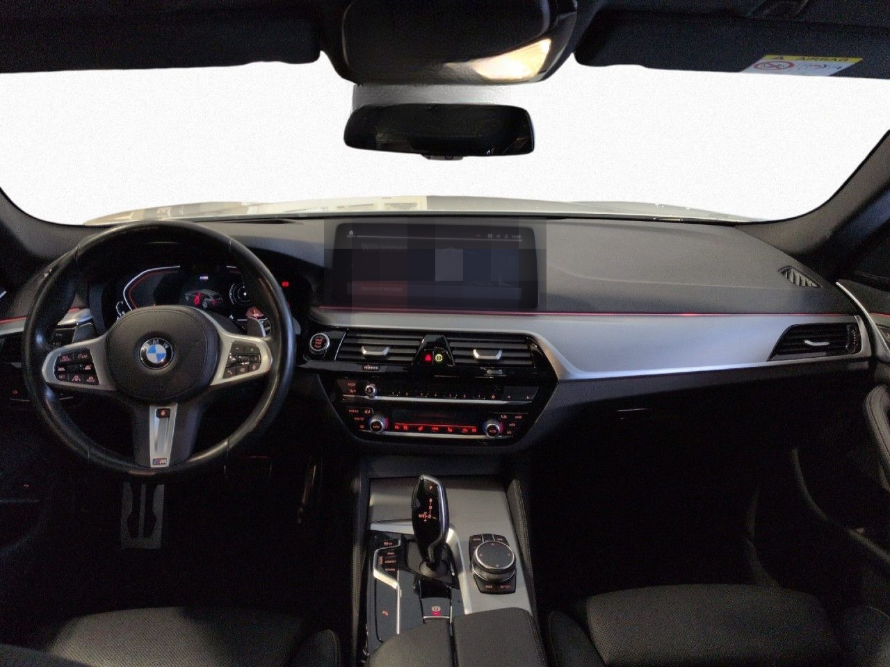 BMW 520d Tour M SPORT Pro DAProf Pano Laser H/K AHK foto 13