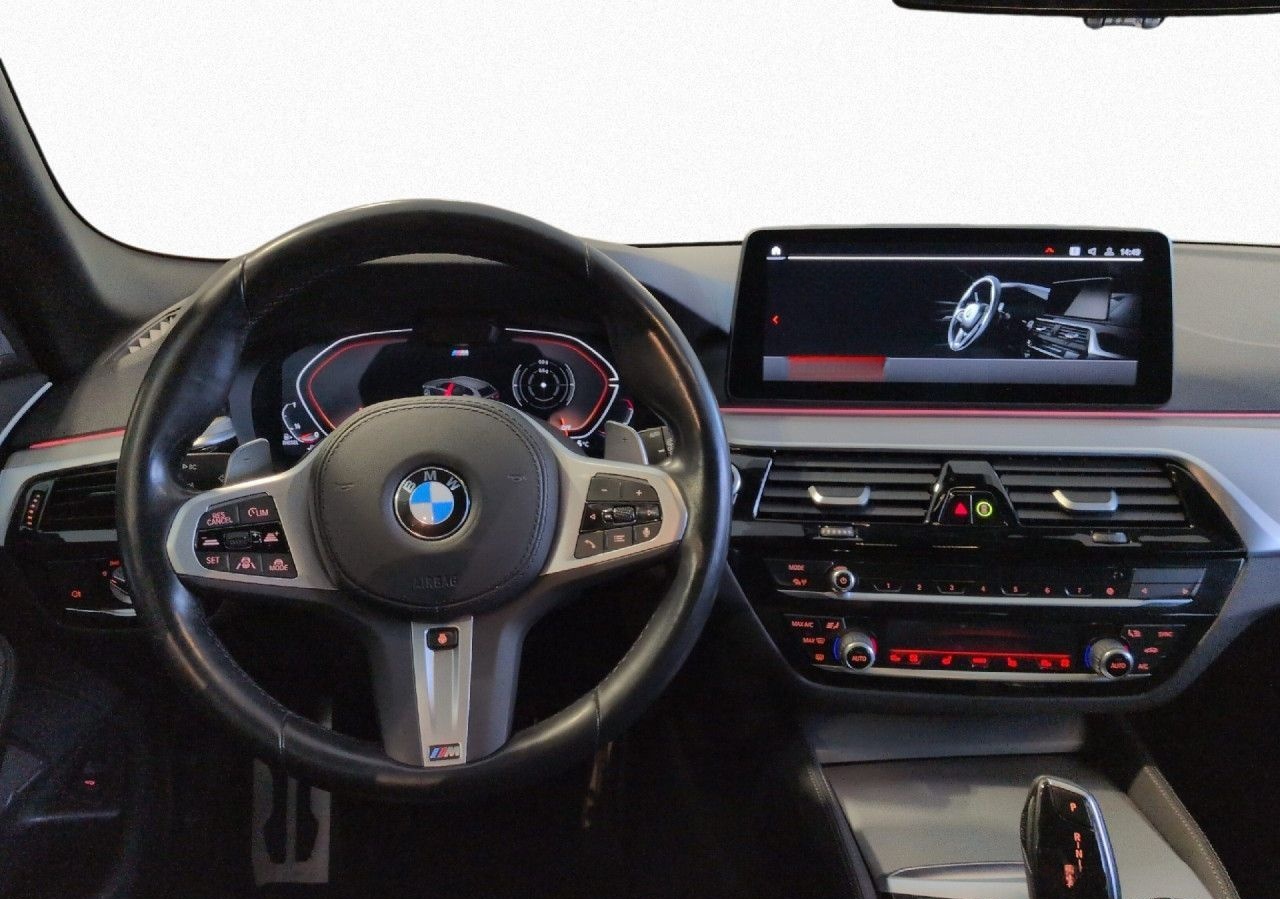 BMW 520d Tour M SPORT Pro DAProf Pano Laser H/K AHK foto 14