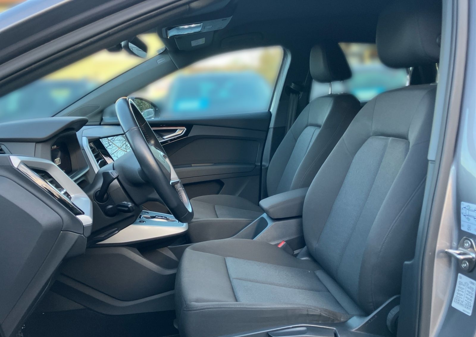 Audi Q4 Sportback e-tron 35 / Standklima, LED, SHZ foto 13