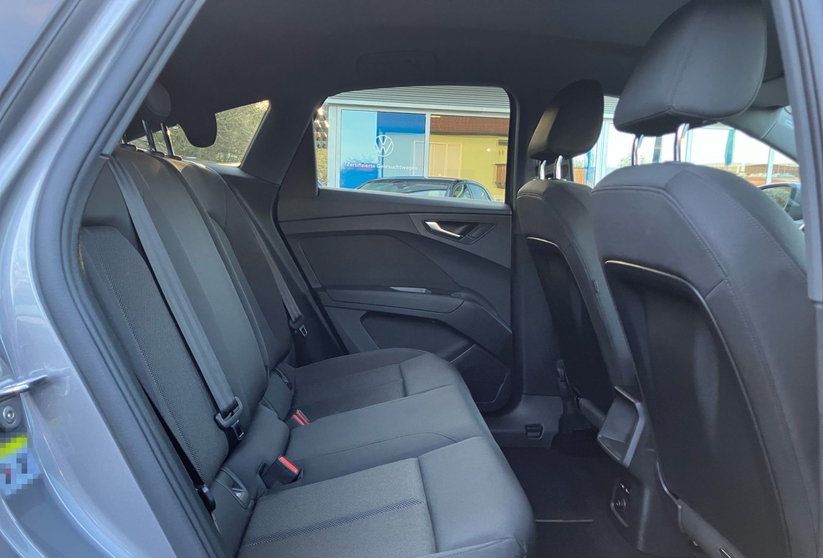 Audi Q4 Sportback e-tron 35 / Standklima, LED, SHZ foto 15
