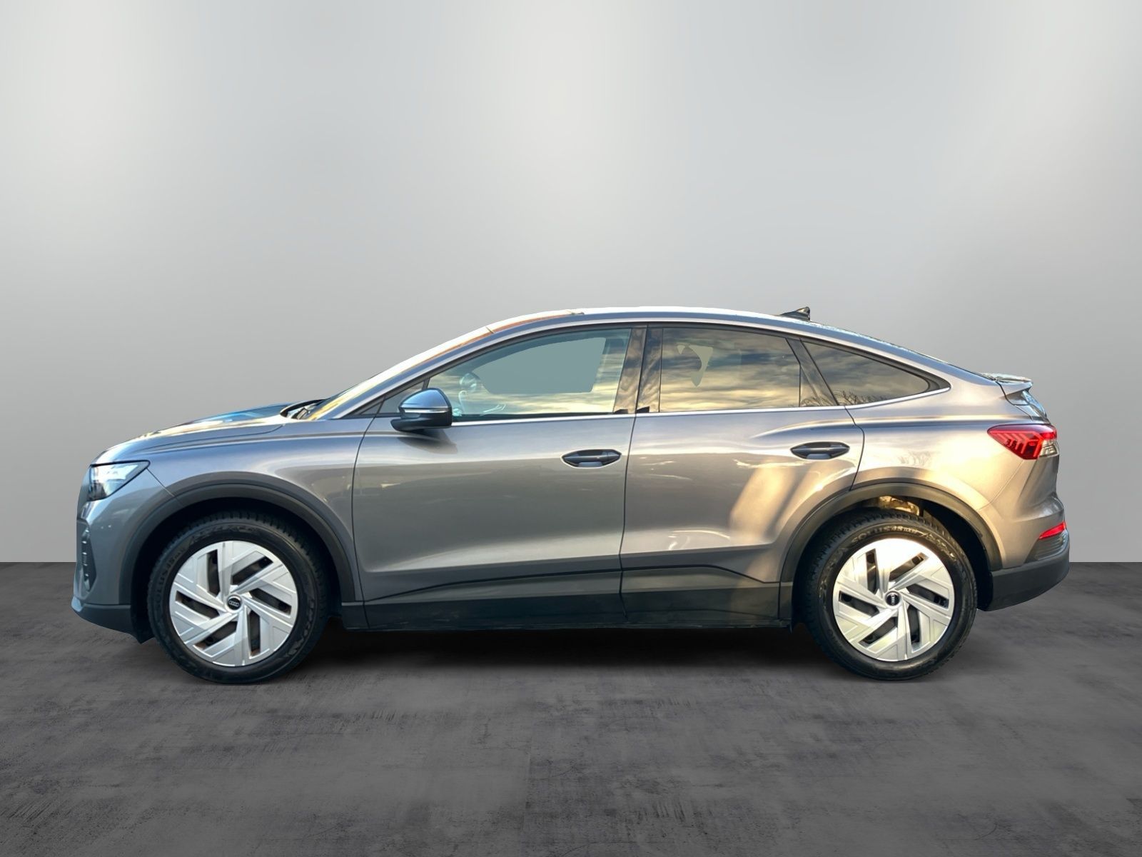 Audi Q4 Sportback e-tron 35 / Standklima, LED, SHZ foto 4