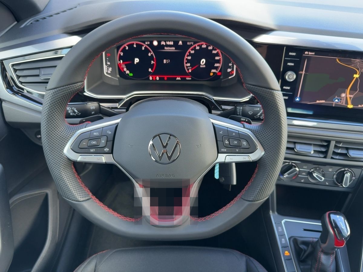 Volkswagen Polo 2.0 TSI DSG GTI MATRIX+NAVI+APP+SHZ+PDC+RFK foto 10