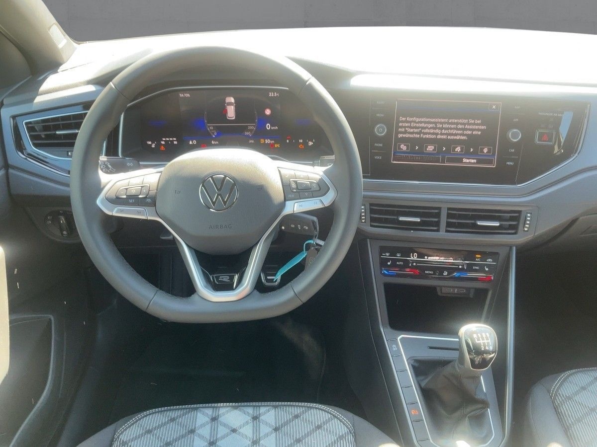 Volkswagen Taigo 1.0 TSI R-LINE LED+NAV+APP+ACC+SHZ+PDC+RFK foto 9