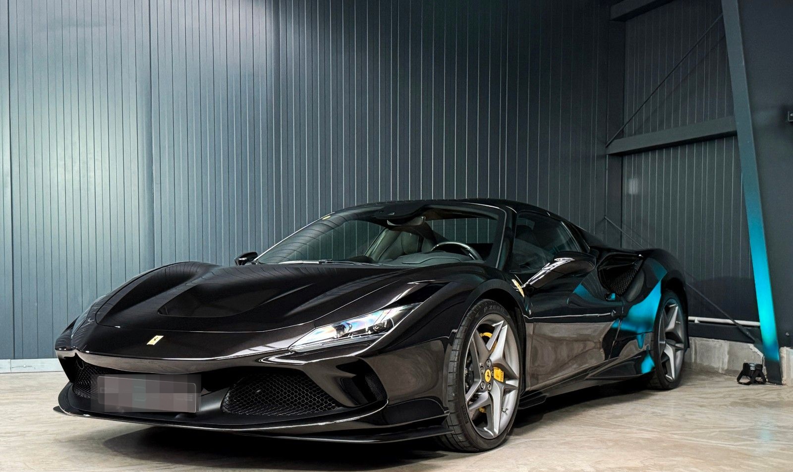 Ferrari F8 Spider + Nero Daytona + Carbon + Lift + Garan foto 2