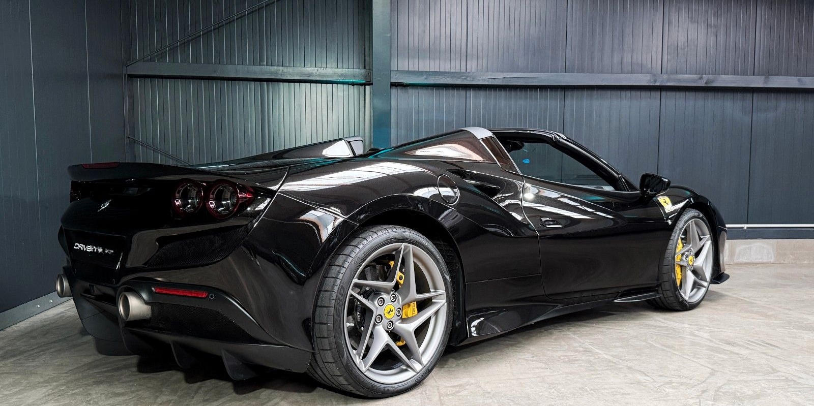 Ferrari F8 Spider + Nero Daytona + Carbon + Lift + Garan foto 15
