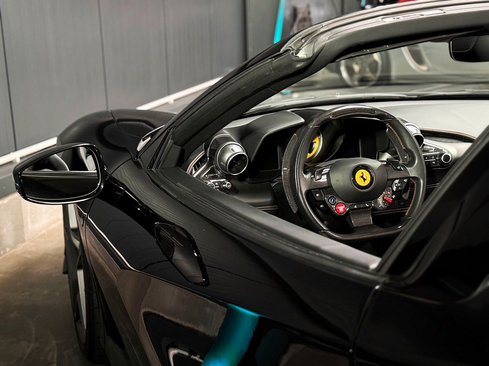 Ferrari F8 Spider + Nero Daytona + Carbon + Lift + Garan foto 18