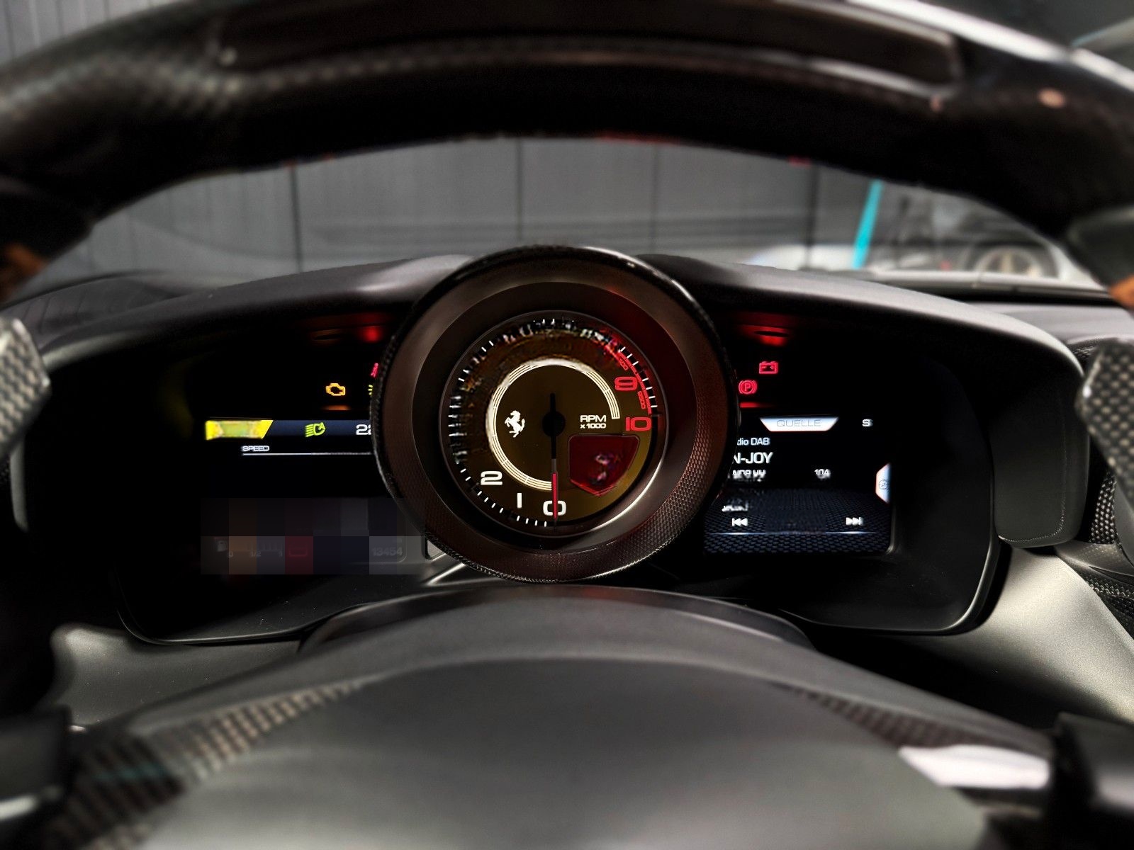 Ferrari F8 Spider + Nero Daytona + Carbon + Lift + Garan foto 23
