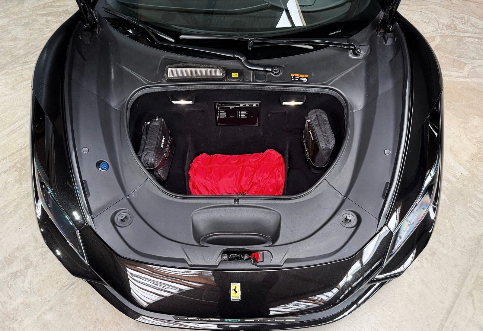 Ferrari F8 Spider + Nero Daytona + Carbon + Lift + Garan foto 6