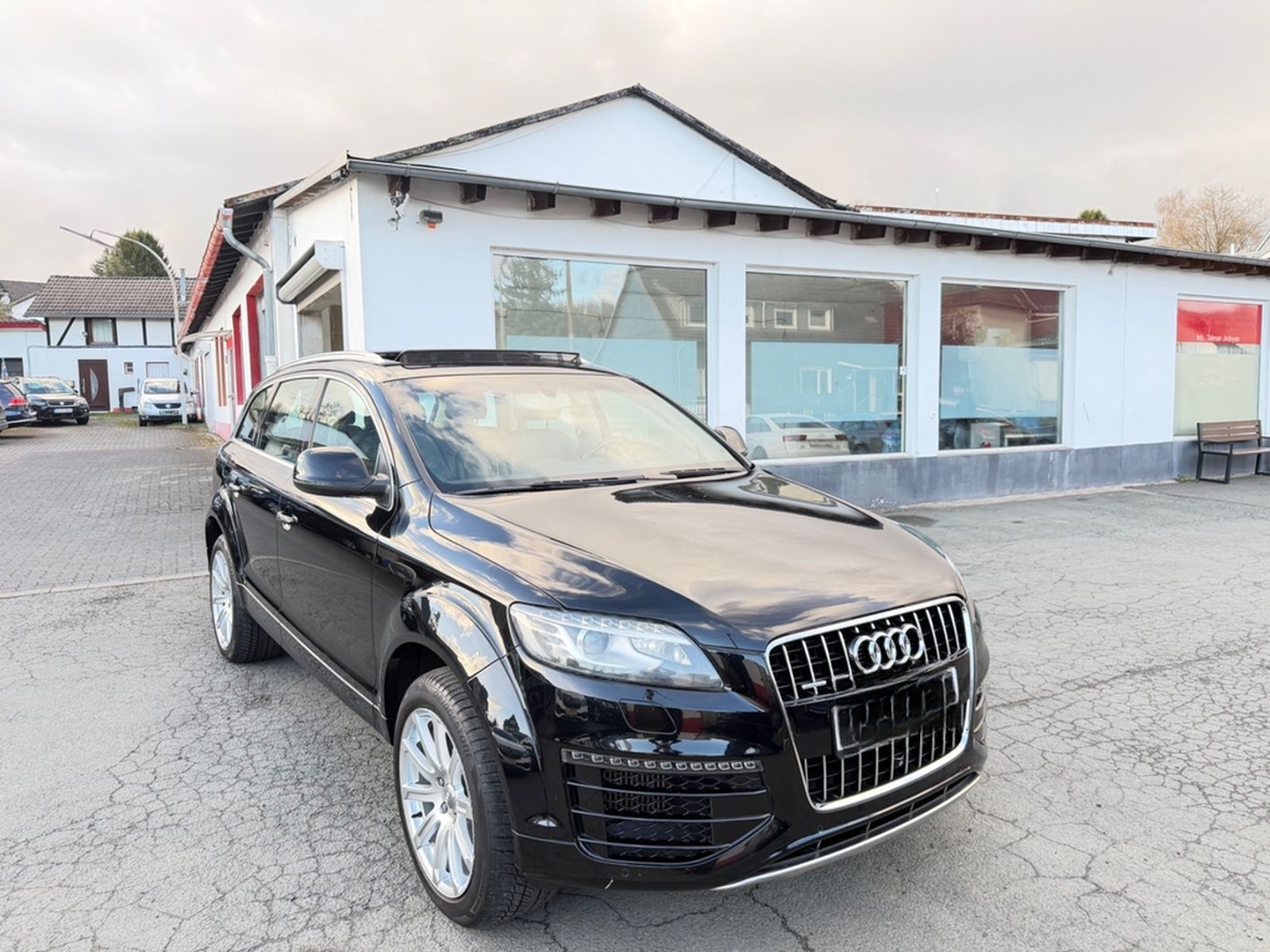 Audi Q7 3.0 TDI l quattro/Pano-Dach/7-Sitzer foto 4