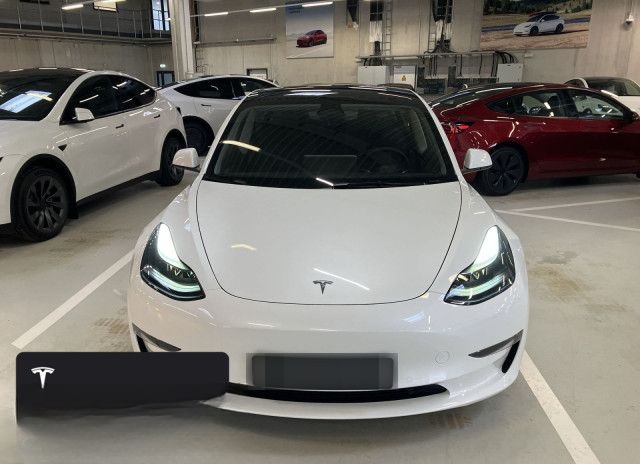 Tesla Model 3 Performance foto 3