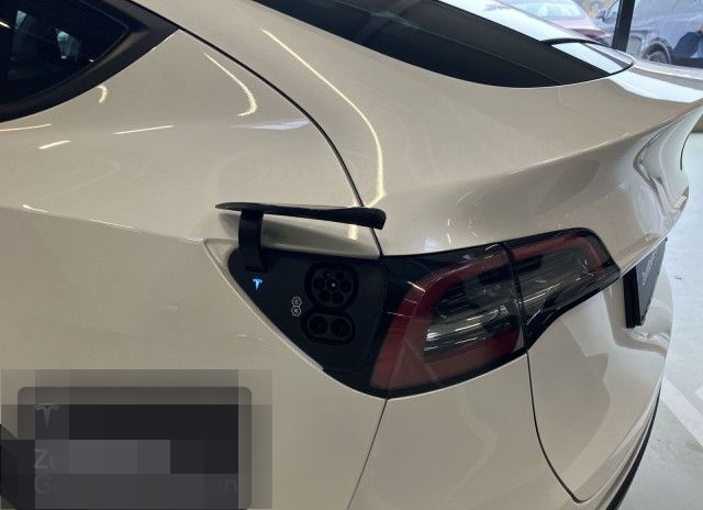 Tesla Model Y Long Range AWD foto 19