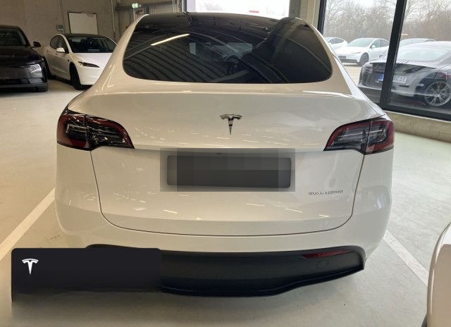 Tesla Model Y Long Range AWD foto 6