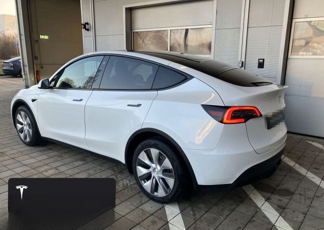Tesla Model Y Long Range AWD foto 5