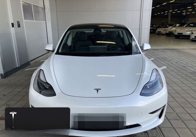 Tesla Model 3 Long Range AWD foto 3