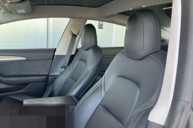 Tesla Model 3 Long Range AWD foto 10