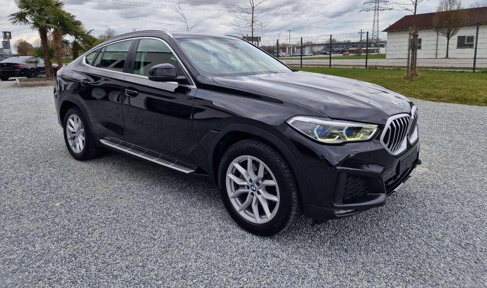 BMW X6 xDrive30d,NaviProf,Laser,HUD,AHK,SurroundView foto 14