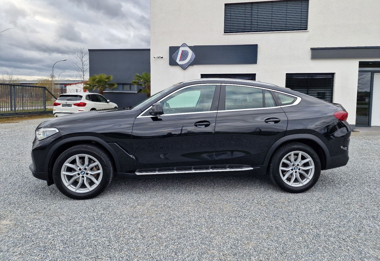 BMW X6 xDrive30d,NaviProf,Laser,HUD,AHK,SurroundView foto 4