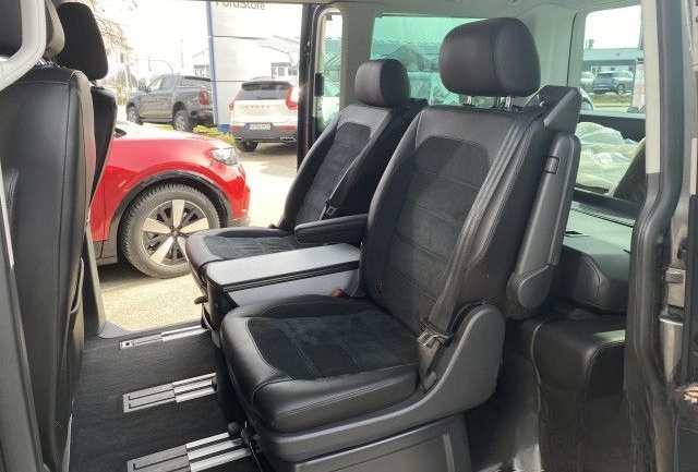 Volkswagen Multivan Kurz 4MOTION Highline foto 11