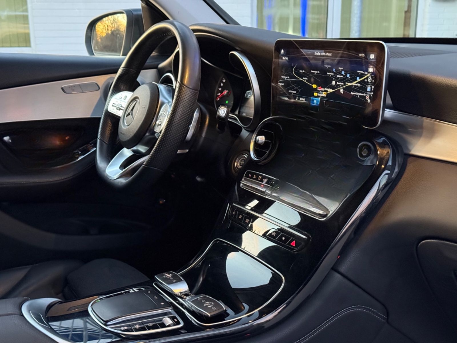 Mercedes-Benz GLC 200 4Matic AMG Line(AHK-NAVI-LED-SHZ-Kamera) foto 14