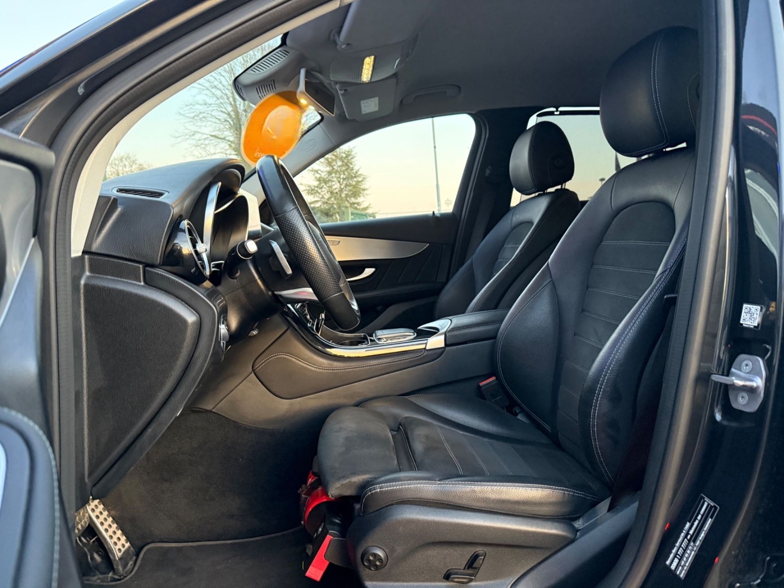 Mercedes-Benz GLC 200 4Matic AMG Line(AHK-NAVI-LED-SHZ-Kamera) foto 9