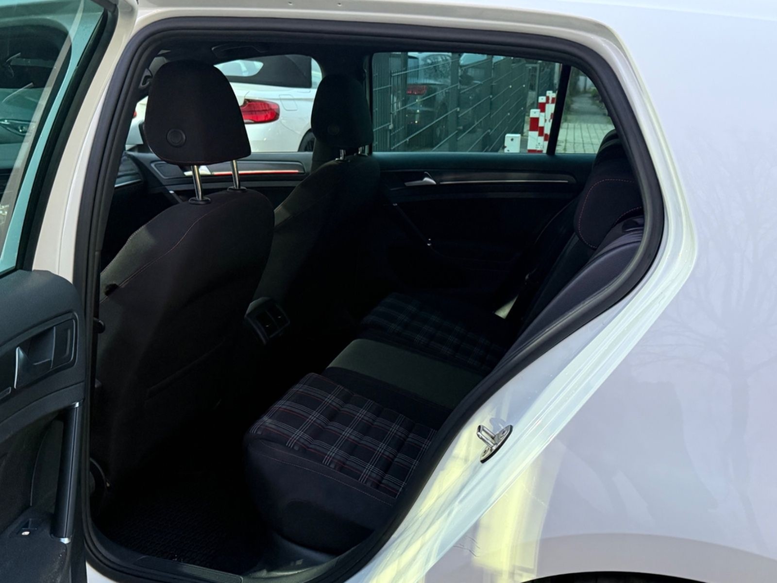 Volkswagen Golf VII GTI DSG *Activeinfo*Kamera*Brescia*ACC* foto 3