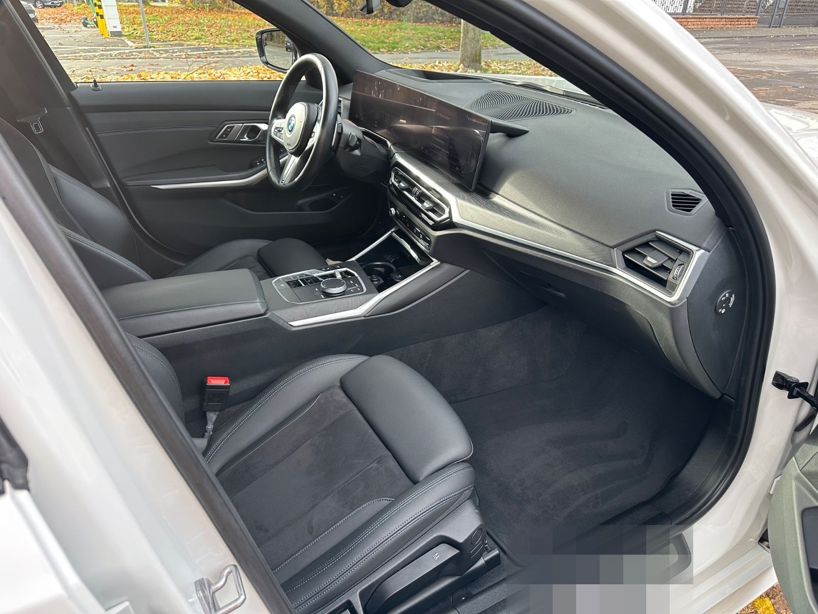 BMW 320e Touring LCI - M-SPORTPAKET foto 6