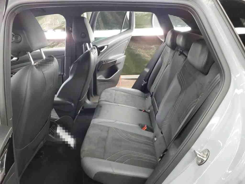 Volkswagen ID.4 Pro Perform 150kW IQ Navi HUD Panorama 360° foto 7