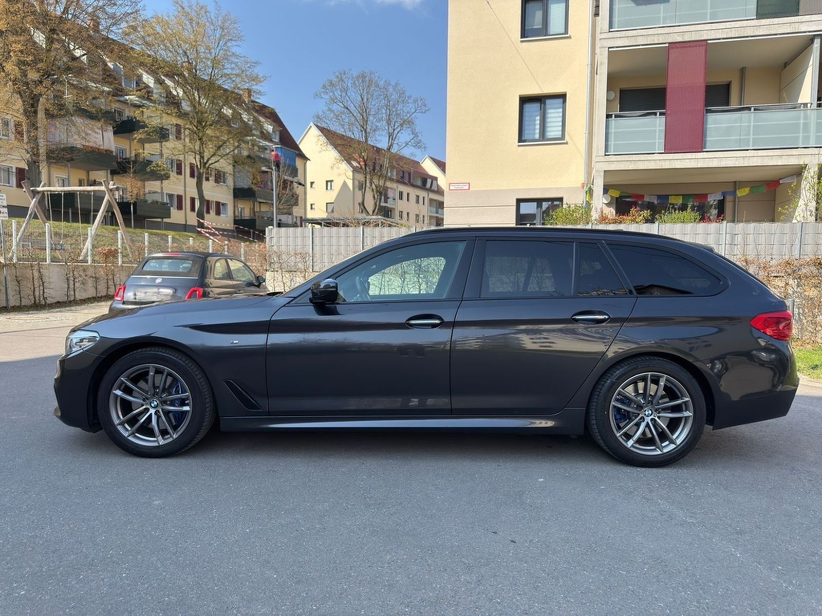 BMW 530d Touring M Sport | Pano | HUD | 8-fach |  foto 2