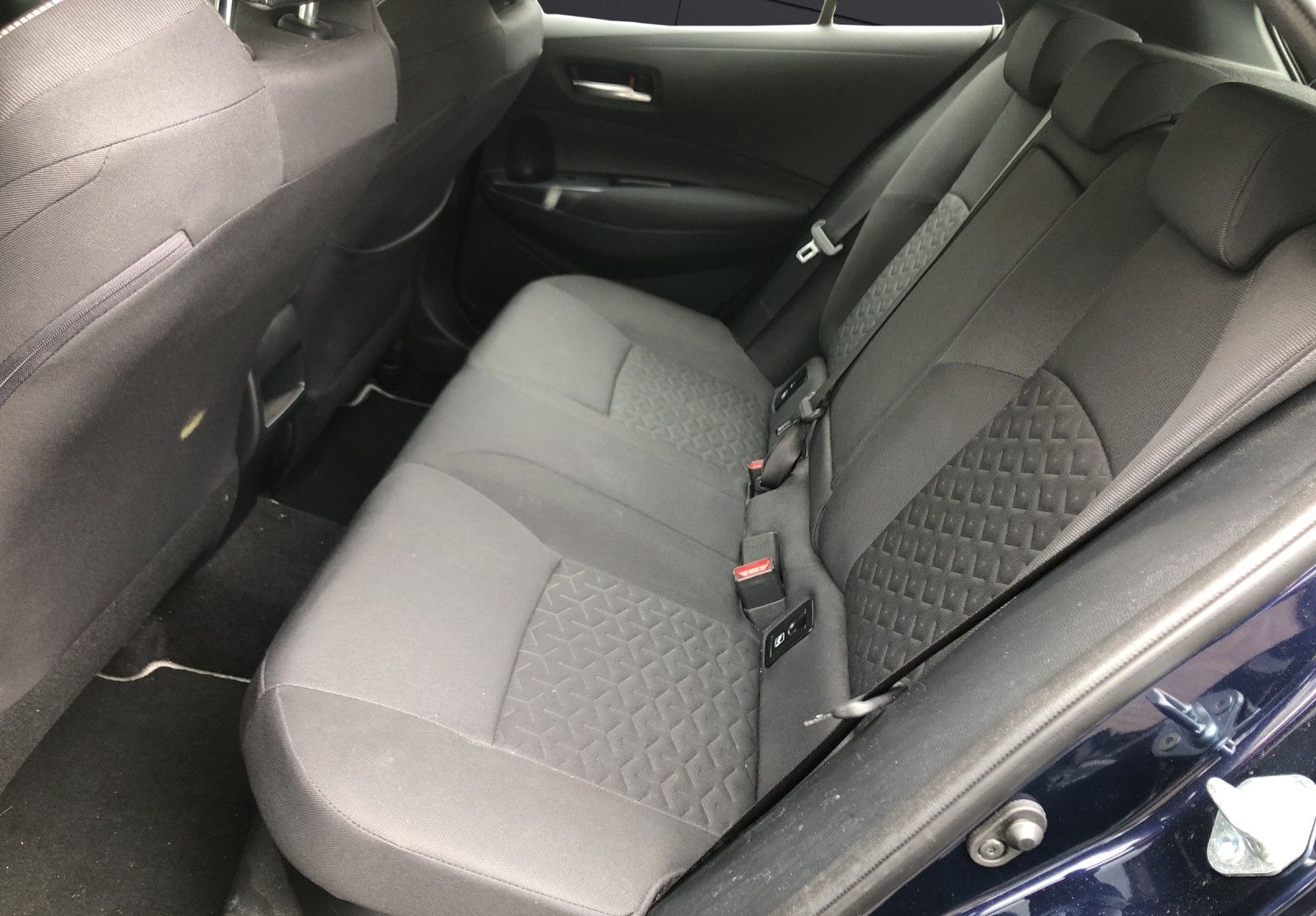 Toyota Corolla 1,8 Hybrid Comfort Automatik foto 11