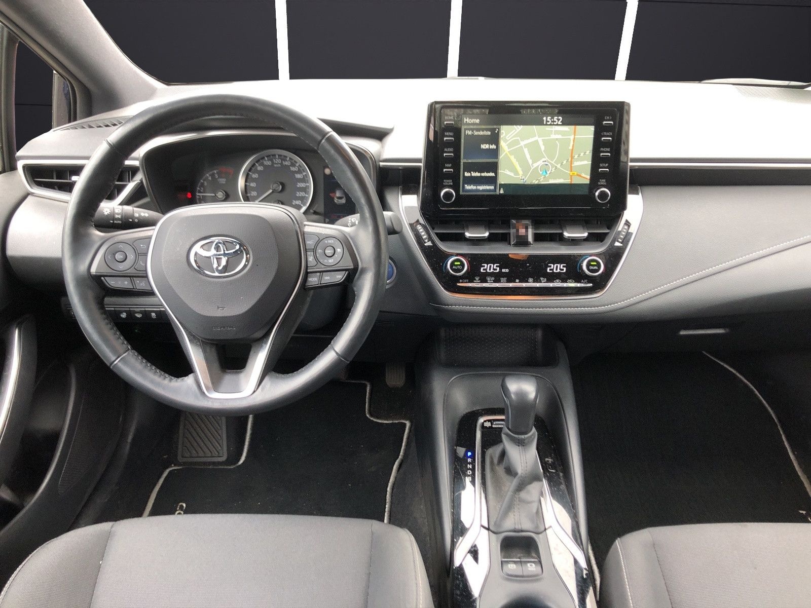 Toyota Corolla 1,8 Hybrid Comfort Automatik foto 15