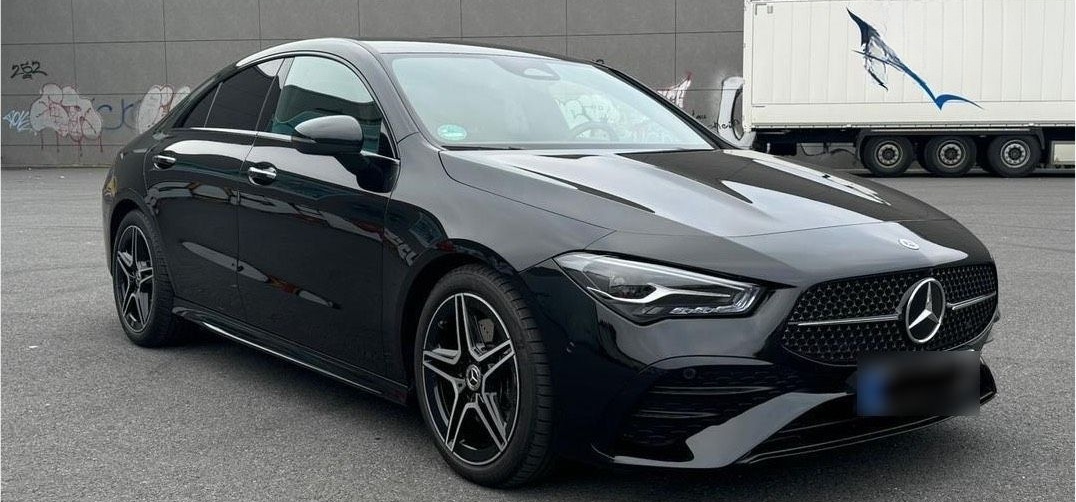 Mercedes-Benz CLA 200 2024 Facelift foto 3