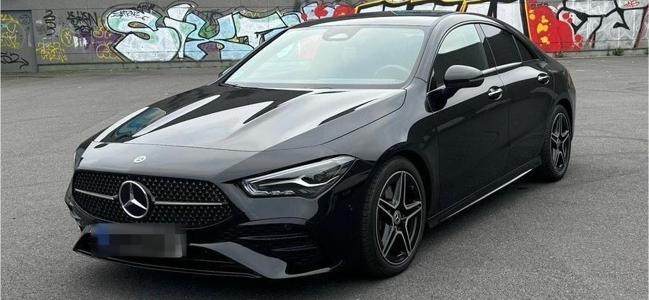 Mercedes-Benz CLA 200 2024 Facelift foto 10