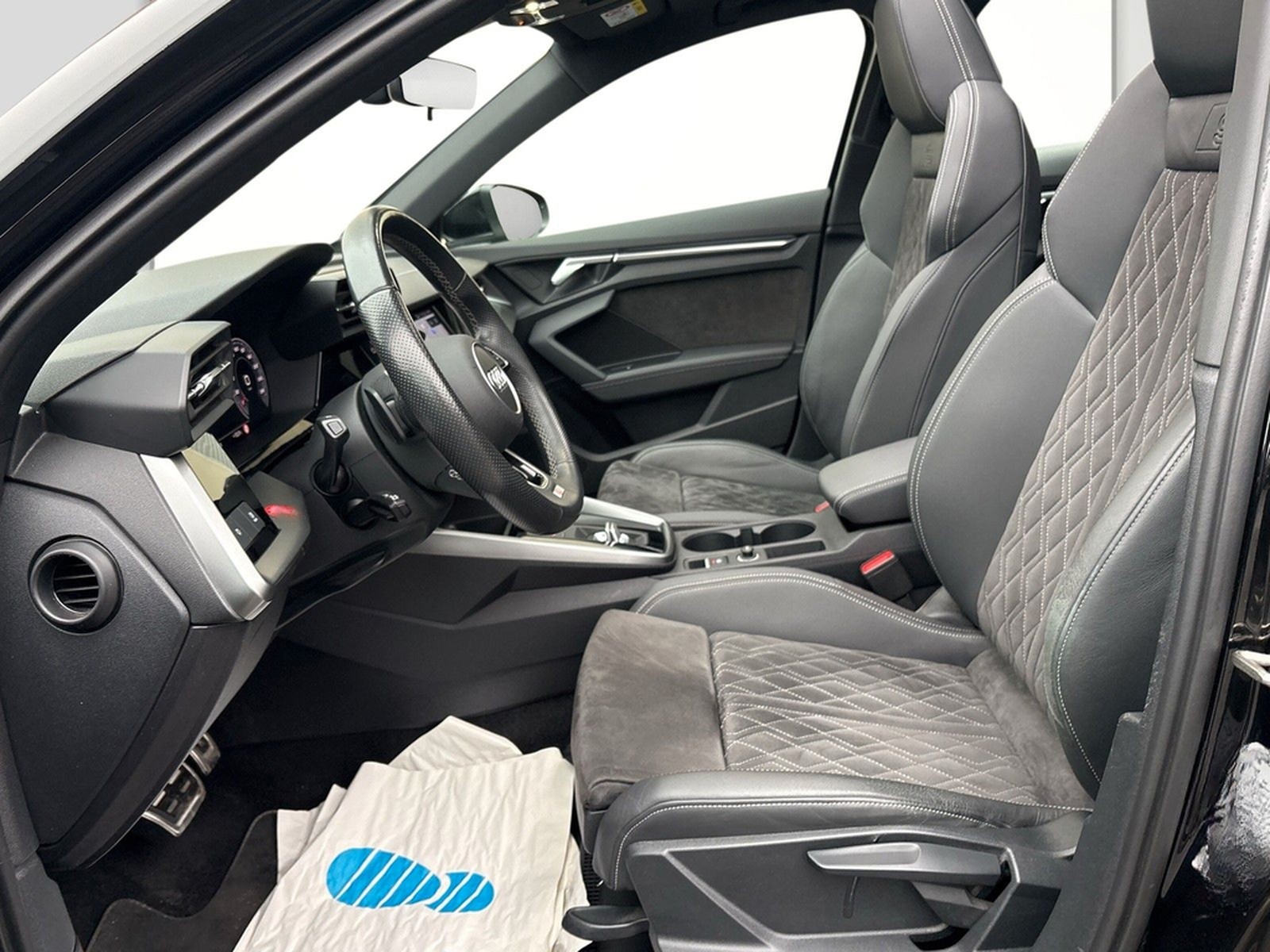Audi A3 Sportback 35 TFSI S line°B&O°SCHIEBEDACH° foto 5