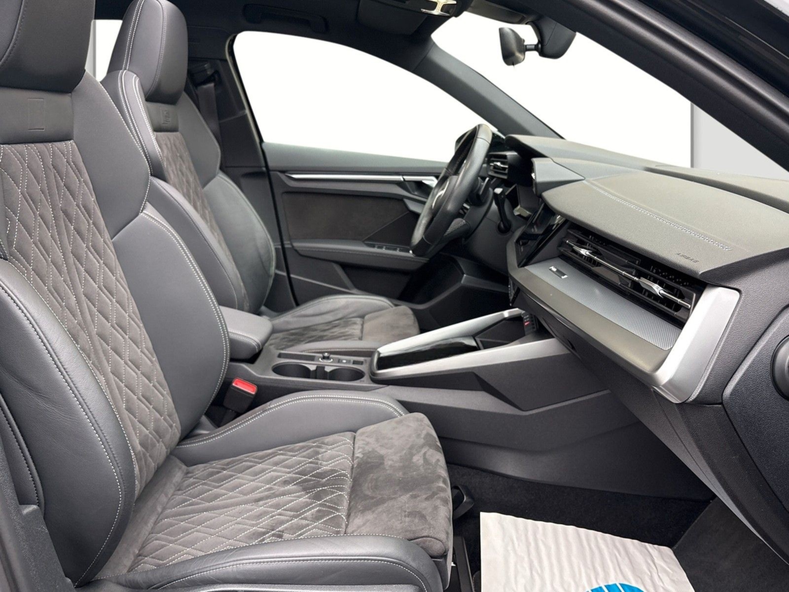 Audi A3 Sportback 35 TFSI S line°B&O°SCHIEBEDACH° foto 7