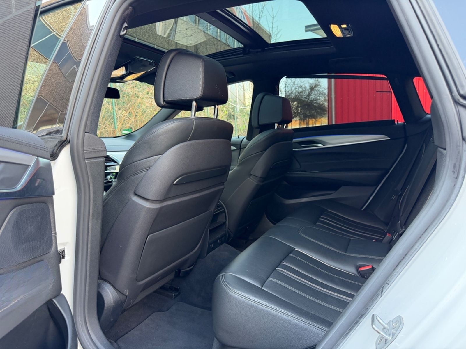 BMW 630d Gran Turismo M Sport Paket/Pano/HUD/360/LED foto 14