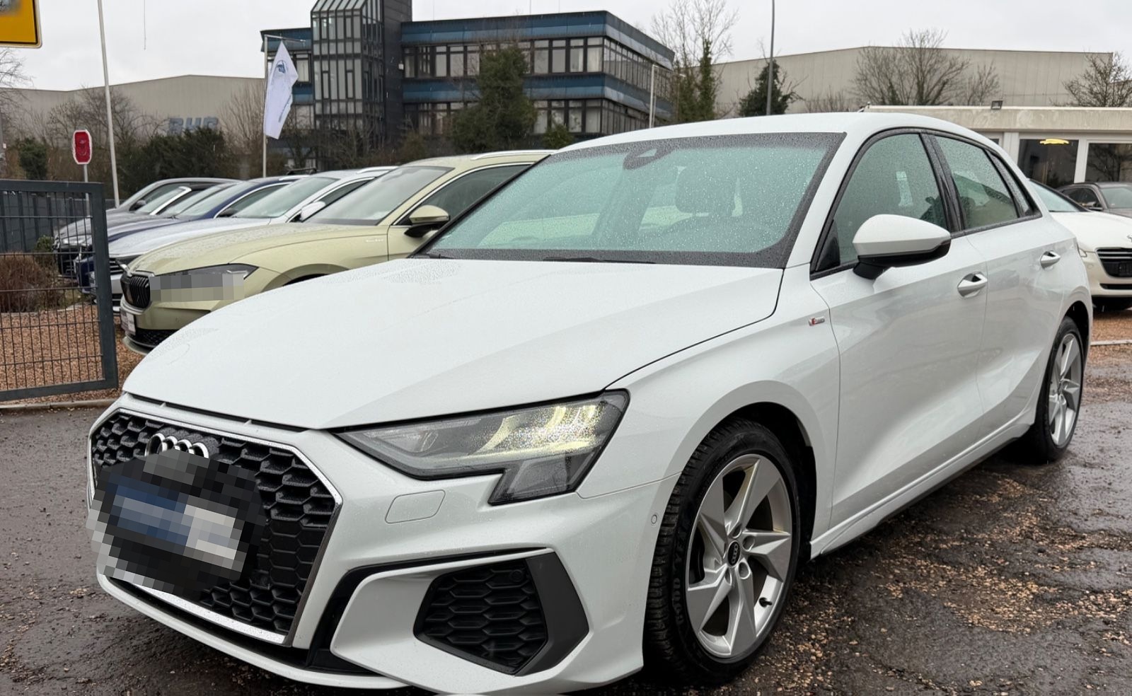 Audi A3 Sportback 35TFSI S line/SCHECKHEFT/UNFALLFREI foto 2
