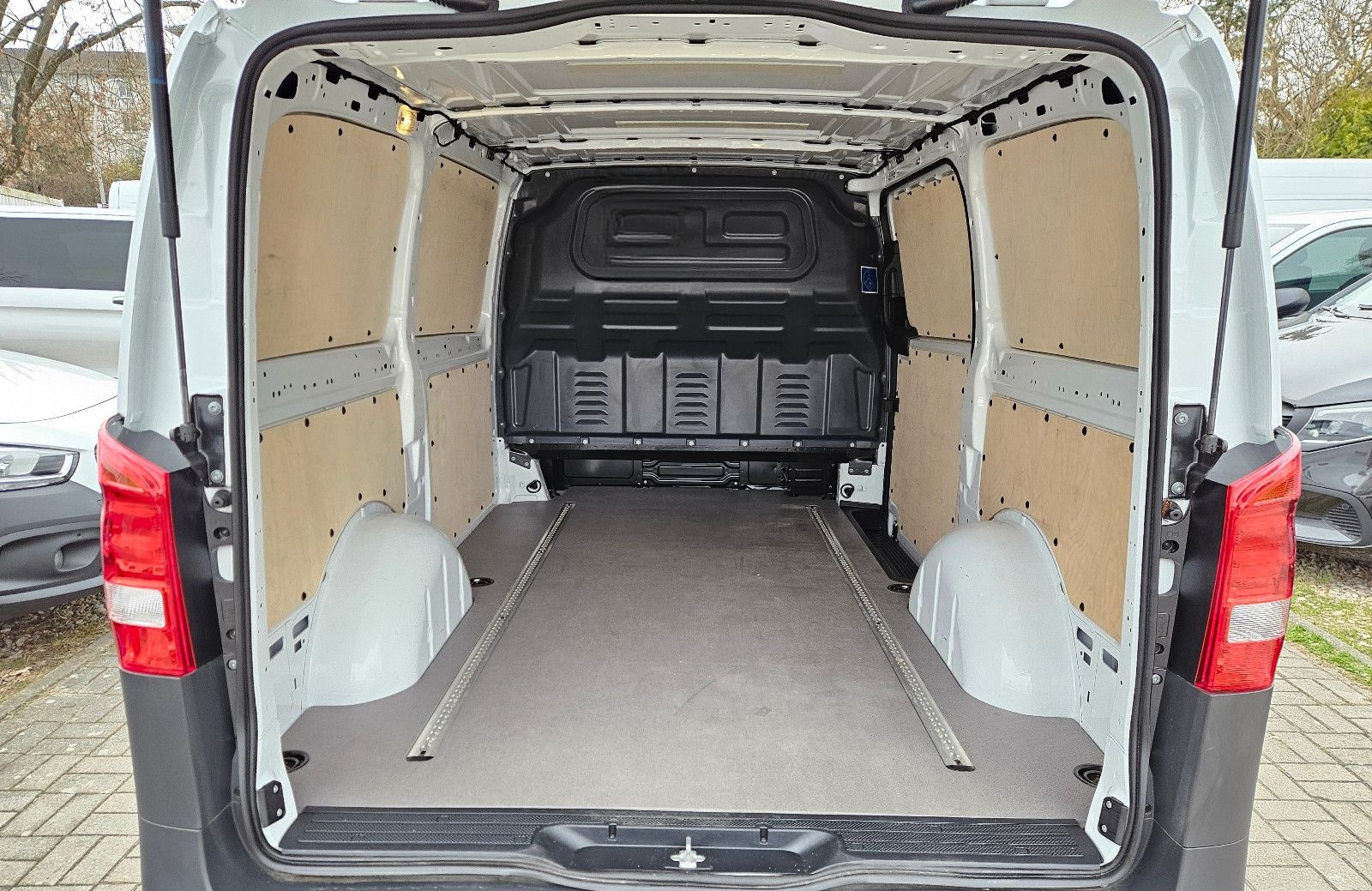 Mercedes-Benz Vito 116 CDI PRO LANG 9G-TR RF-KAM 2,5tAHK mögl. foto 25