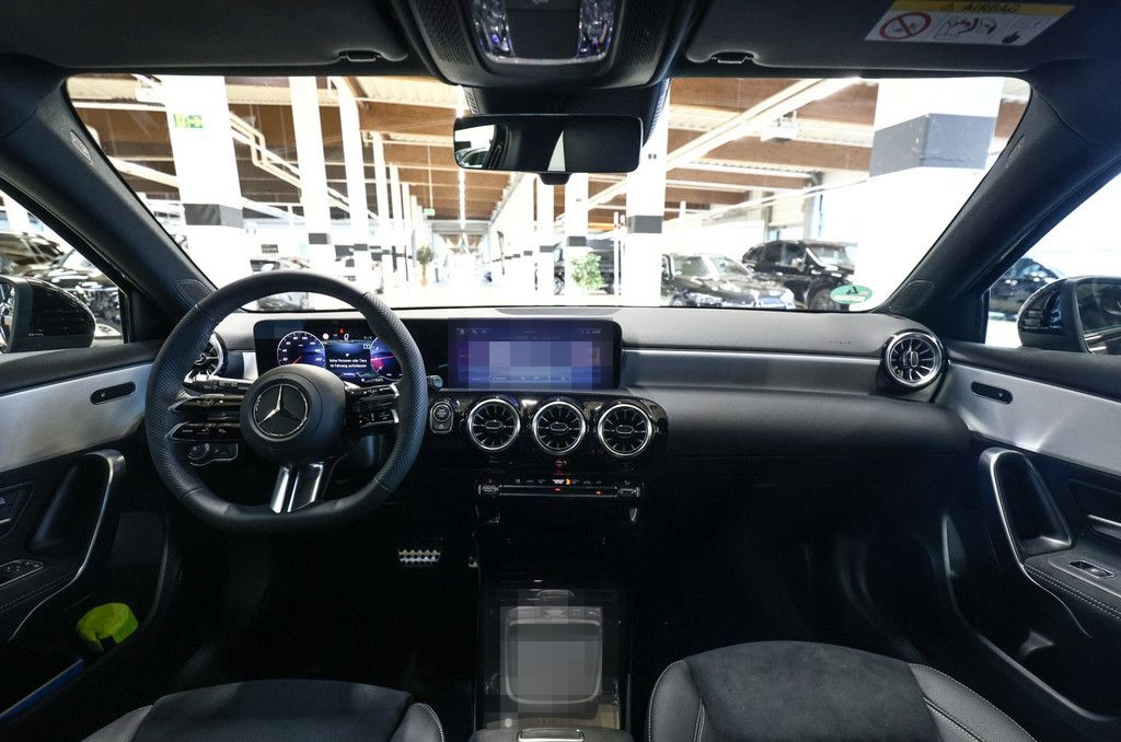 Mercedes-Benz A 180 AMG Special Edition AHK Distr. LED Navi Ka foto 9
