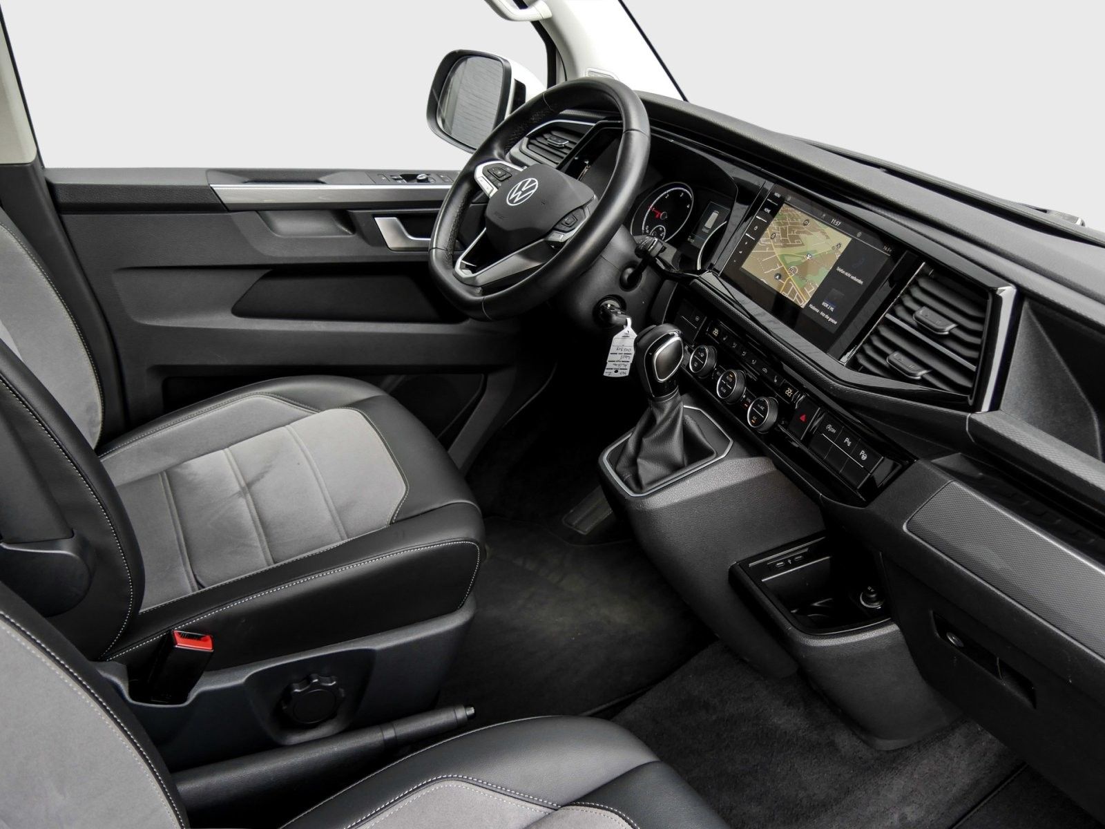 Volkswagen T6 Multivan 6.1 Gen. SIX  2.0 TDI DSG 4M LED NAV foto 3