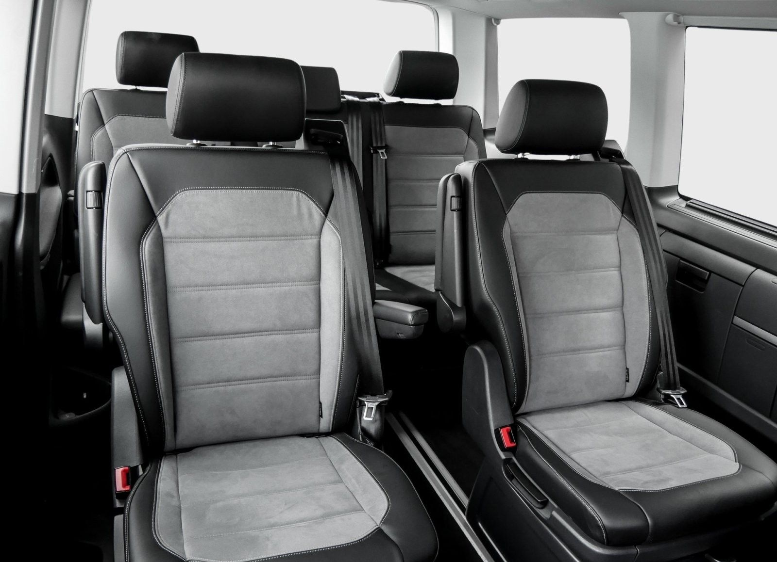 Volkswagen T6 Multivan 6.1 Gen. SIX  2.0 TDI DSG 4M LED NAV foto 4