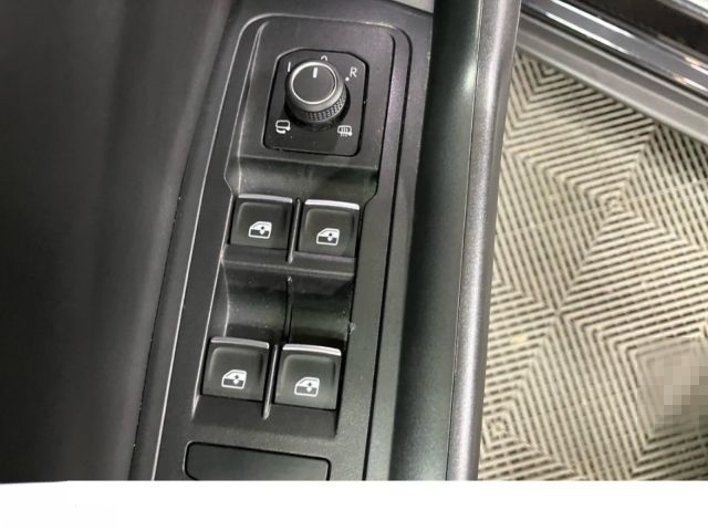 Volkswagen T-Roc Cabriolet 1.5 TSI DSG NAV ACC SHZ DAB R-Li foto 10