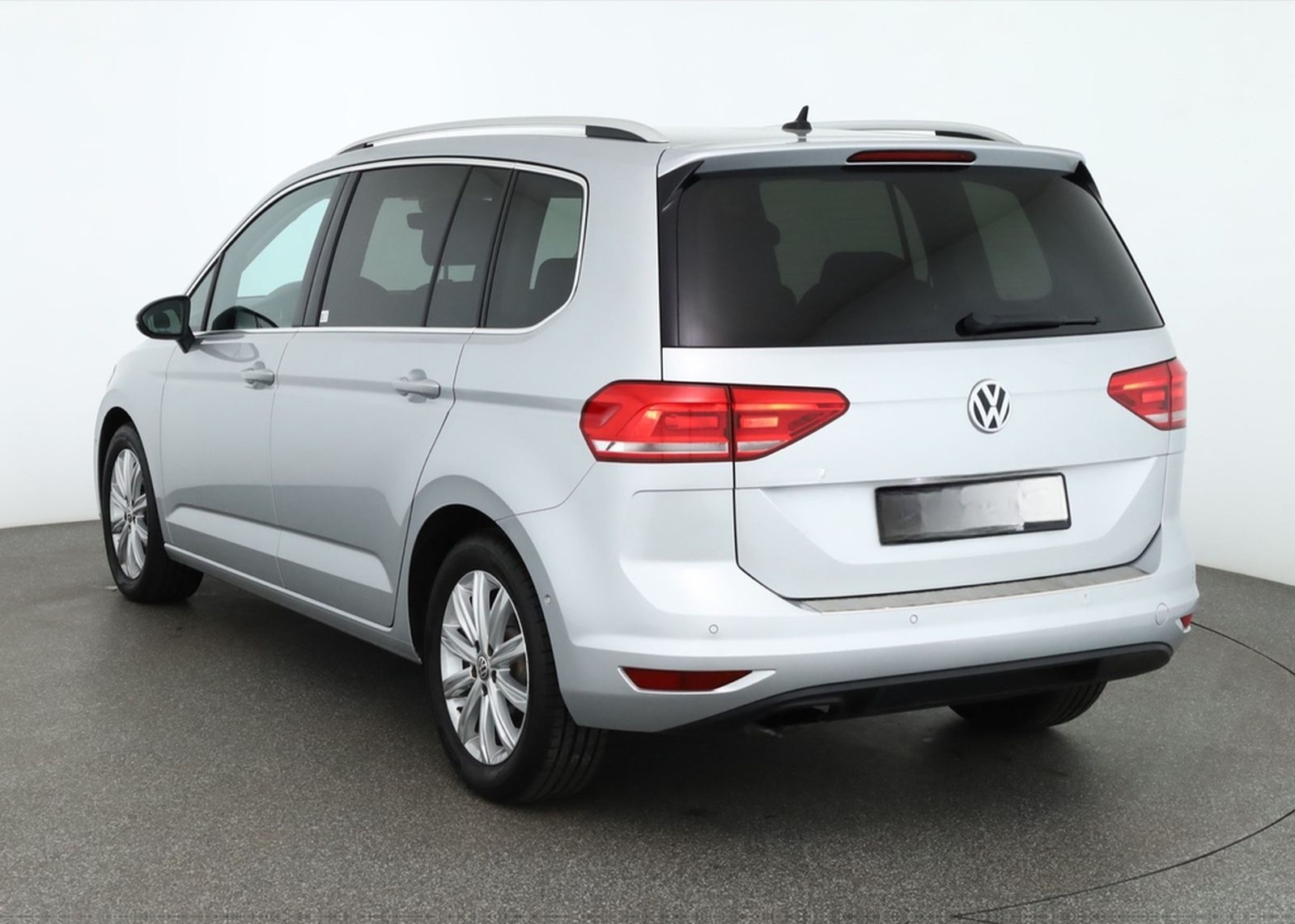 Volkswagen Touran 2.0 TDI DSG Highline LED Navi AHK Kamera foto 3