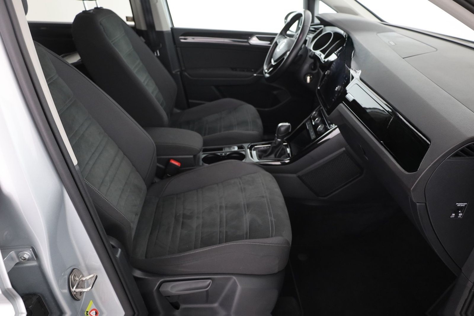 Volkswagen Touran 2.0 TDI DSG Highline LED Navi AHK Kamera foto 23