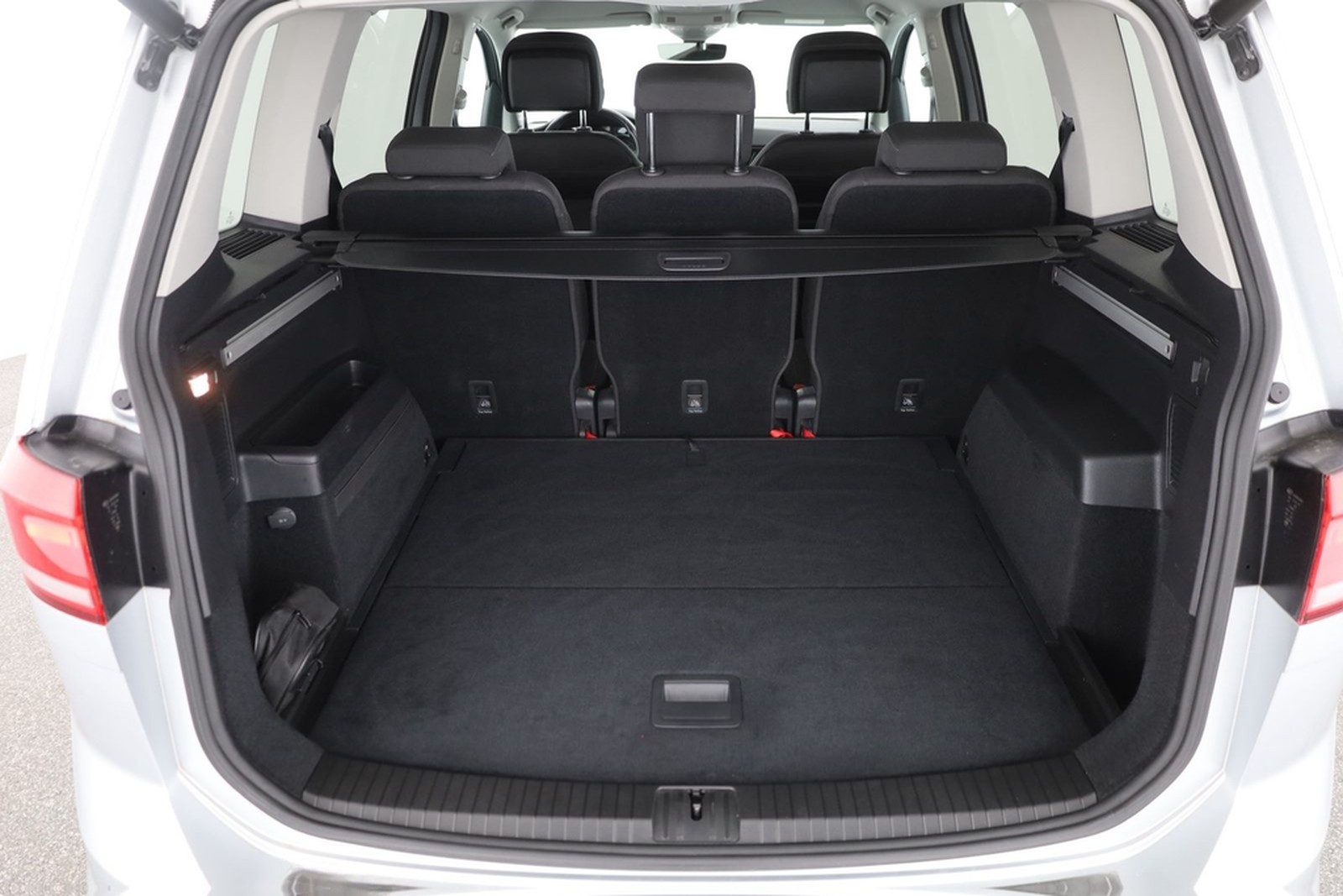 Volkswagen Touran 2.0 TDI DSG Highline LED Navi AHK Kamera foto 25