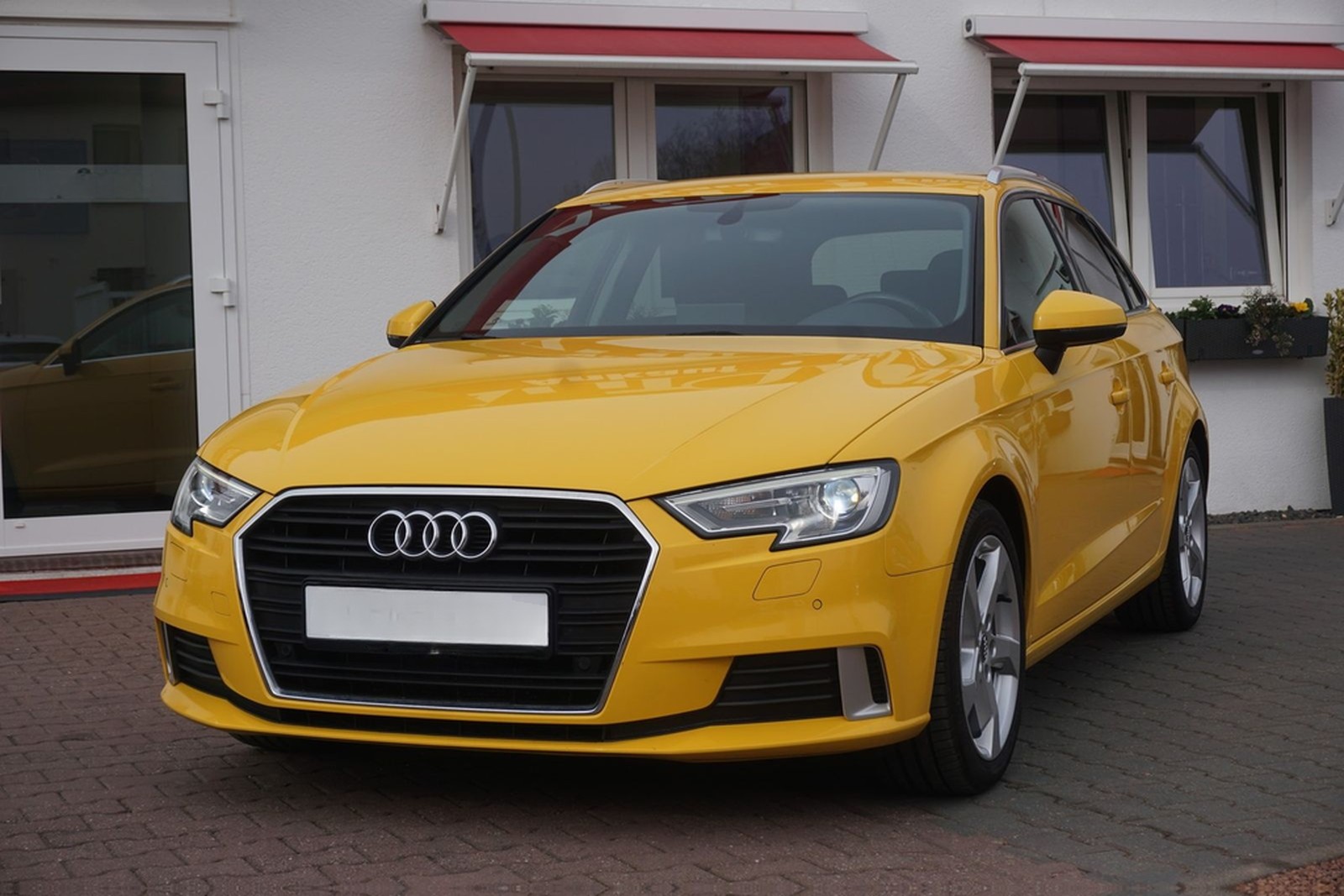 Audi A3 Sportback 35 1.5 TFSI sport S-Tronic Bi-Xenon foto 2