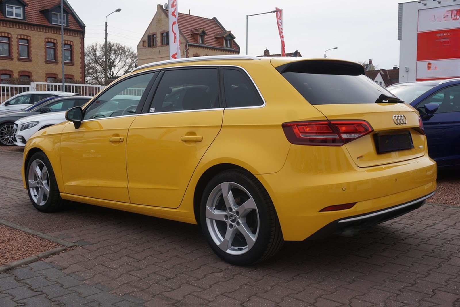 Audi A3 Sportback 35 1.5 TFSI sport S-Tronic Bi-Xenon foto 3