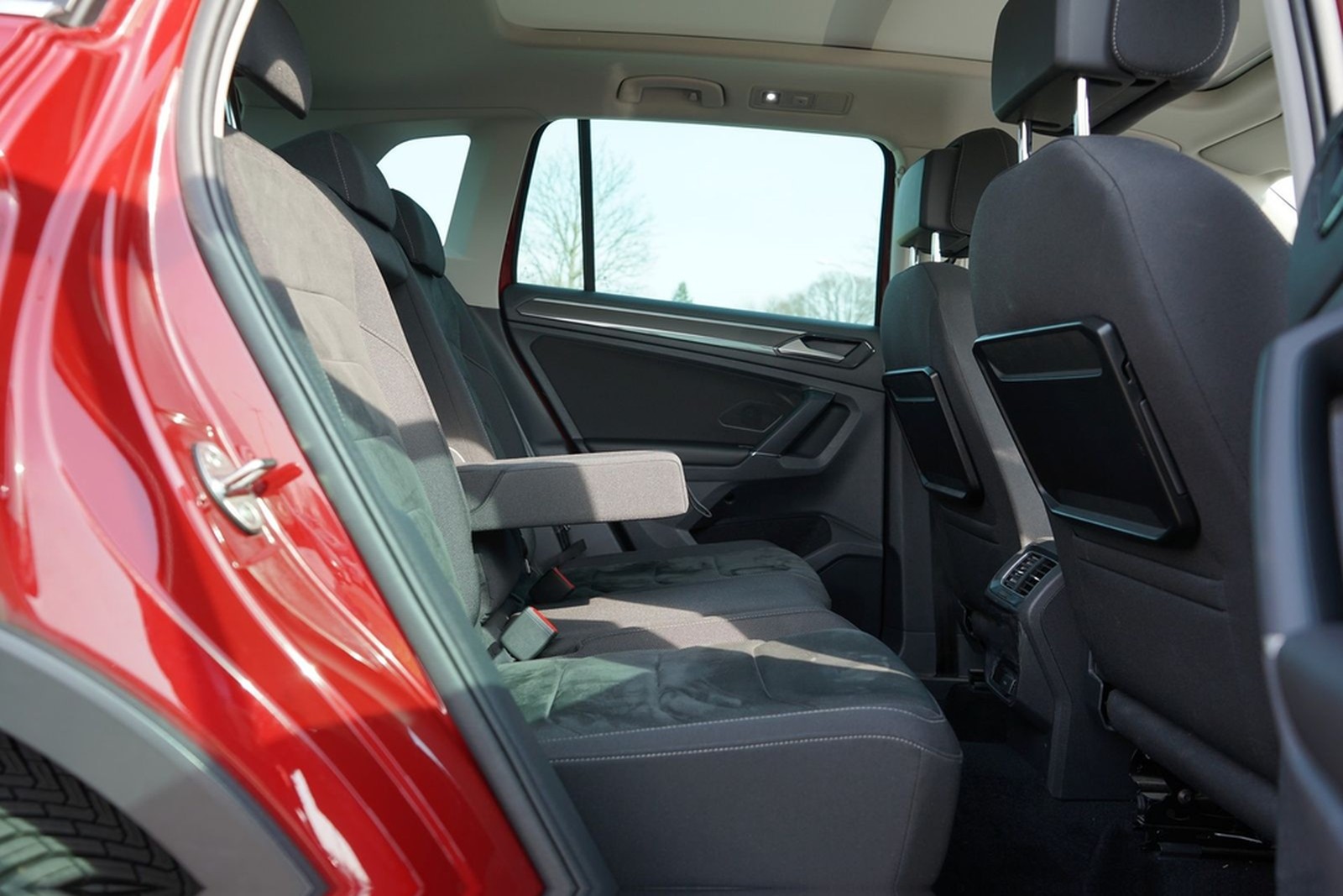 Volkswagen Tiguan 1.4 TSI Highline 4Motion LED Navi ACC AHK foto 15